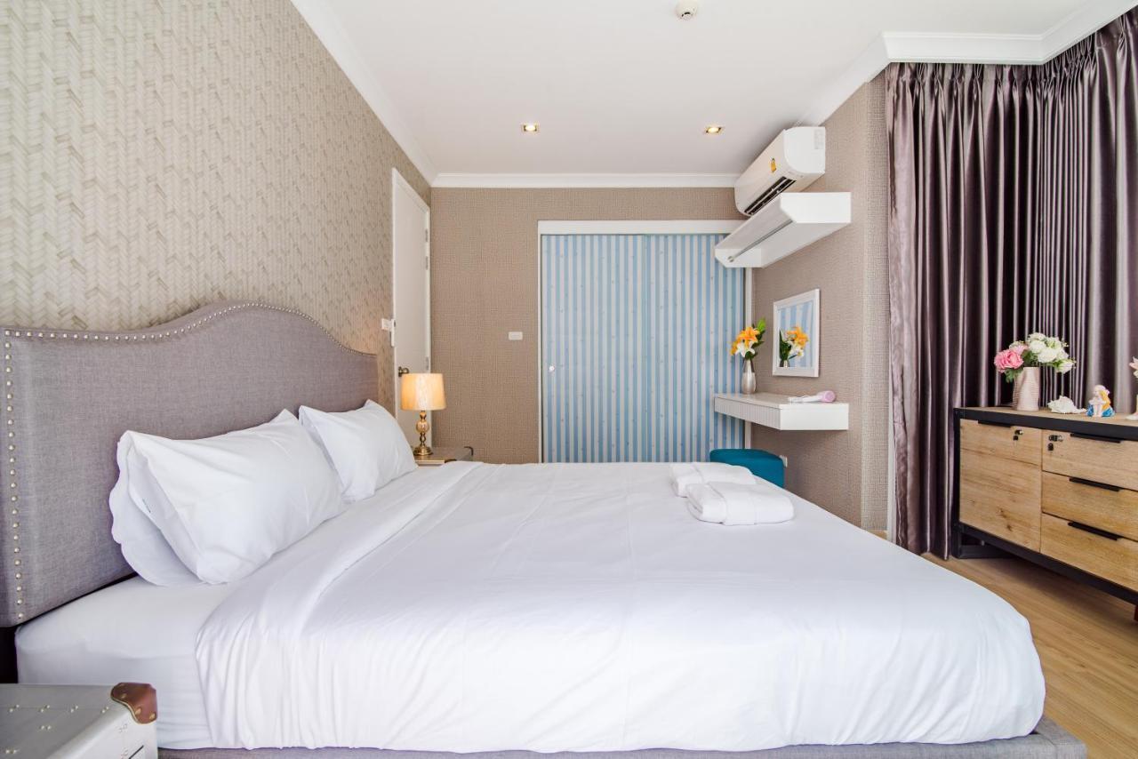 Family 3 Bedroom Free Water Park Near Cicada And Tamarind Night Market ห้องแฟมมิลี่ 3 ห้องนอน ฟรีสวนน้ำ พัก 8 คน ใกล้ตลาดซิเคด้า มายรีสอร์ท