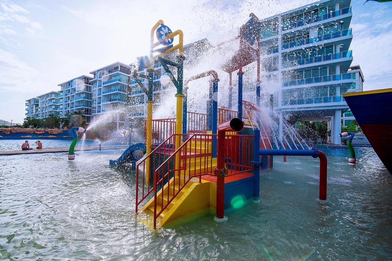 Family 3 Bedroom Free Water Park Near Cicada And Tamarind Night Market ห้องแฟมมิลี่ 3 ห้องนอน ฟรีสวนน้ำ พัก 8 คน ใกล้ตลาดซิเคด้า มายรีสอร์ท * Hua Hin