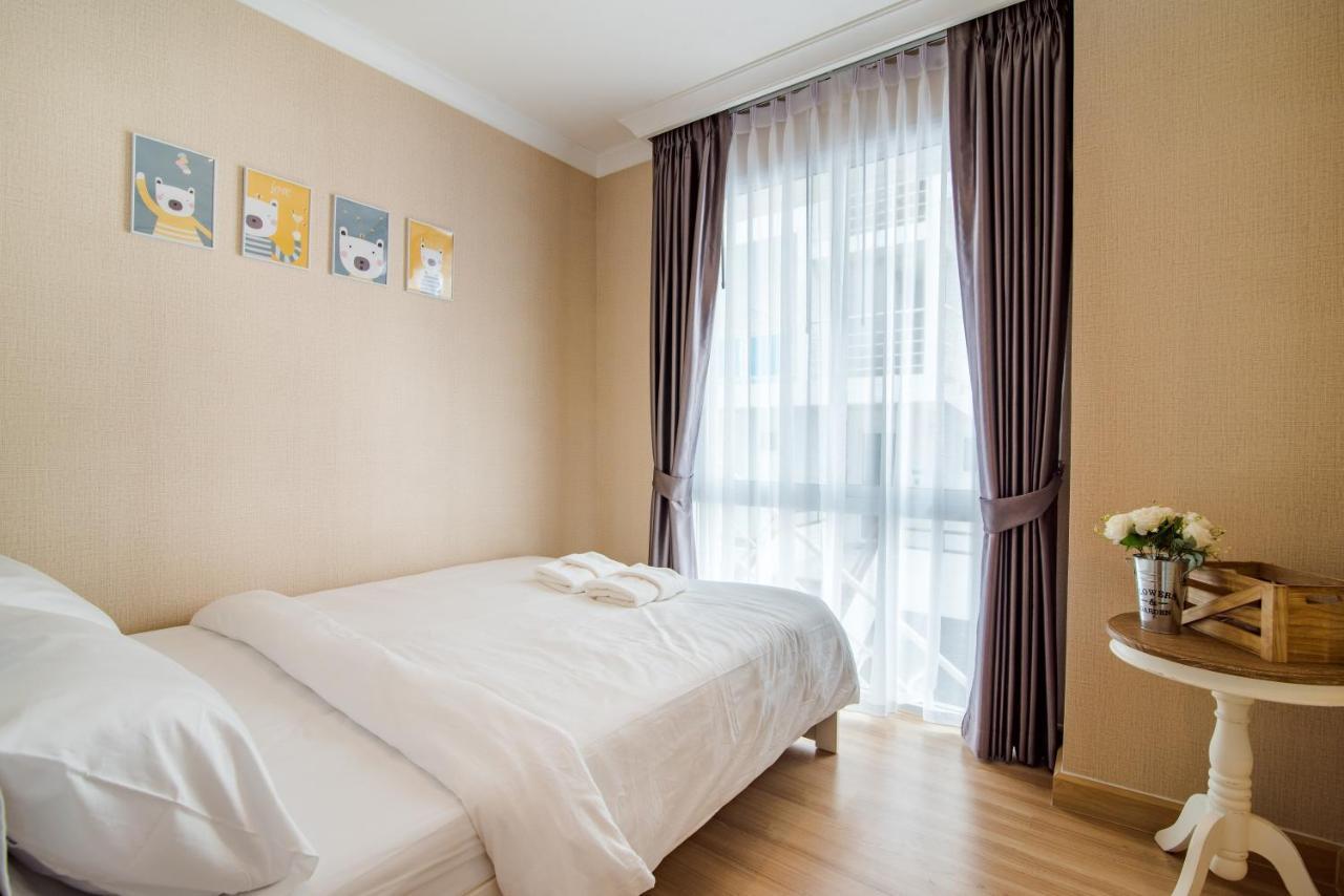 Family 3 Bedroom Free Water Park Near Cicada And Tamarind Night Market ห้องแฟมมิลี่ 3 ห้องนอน ฟรีสวนน้ำ พัก 8 คน ใกล้ตลาดซิเคด้า มายรีสอร์ท * Hua Hin
