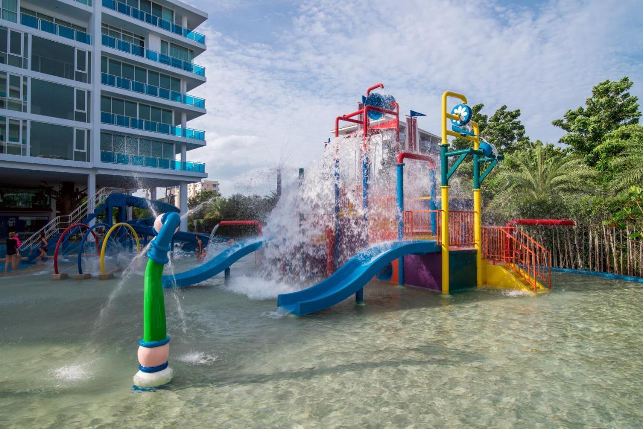 Family 3 Bedroom Free Water Park Near Cicada And Tamarind Night Market ห้องแฟมมิลี่ 3 ห้องนอน ฟรีสวนน้ำ พัก 8 คน ใกล้ตลาดซิเคด้า มายรีสอร์ท *