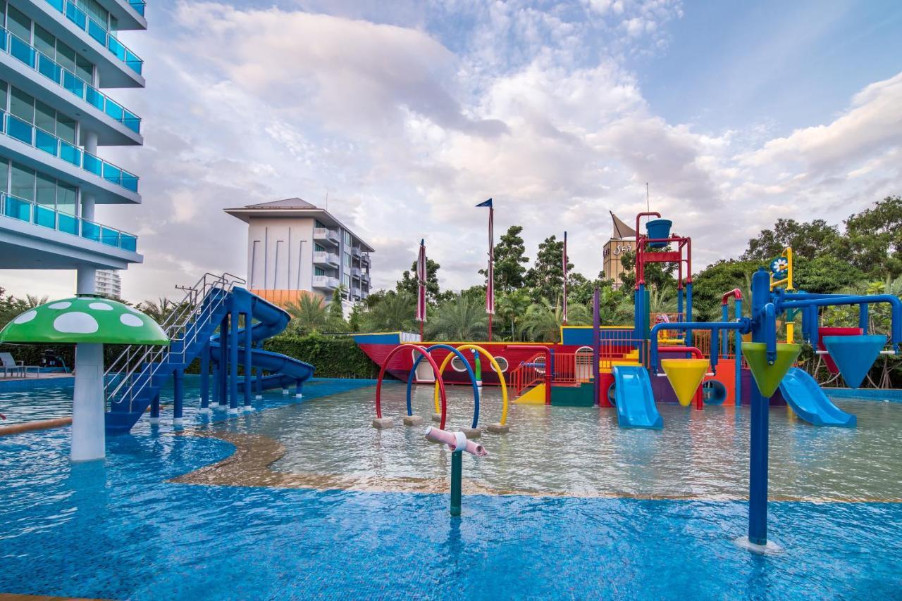 Gjestgiverier Family 3 Bedroom Free Water Park Near Cicada And Tamarind Night Market ห้องแฟมมิลี่ 3 ห้องนอน ฟรีสวนน้ำ พัก 8 คน ใกล้ตลาดซิเคด้า มายรีสอร์ท Hua Hin